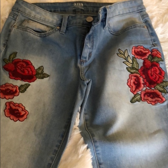 a.n.a Denim - Embroidered Skinny Ankle Jeans by a.n.a.